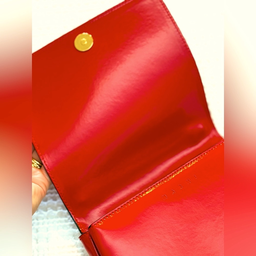 ❤️ Marni mini sculpture red crossbody, gold carry handle ❤️ - Picture 10 of 16